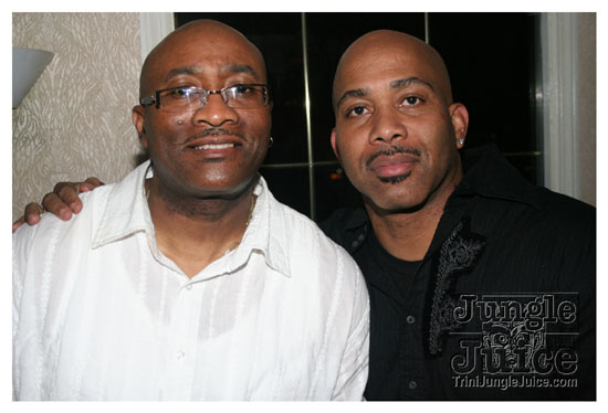 black_and_white_boatride_may23-105