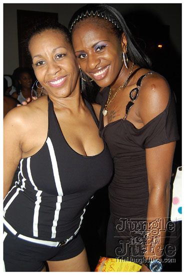 black_n_white_oct9-003