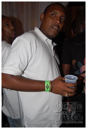 black_n_white_oct9-035