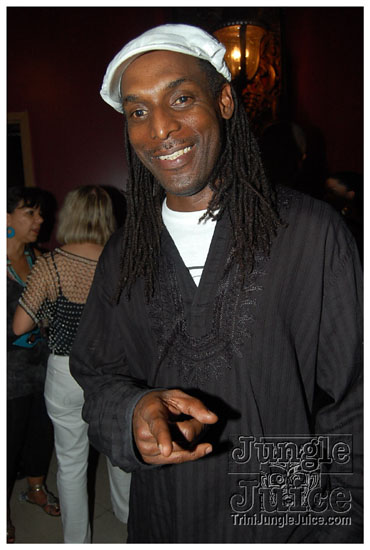 black_n_white_oct9-042