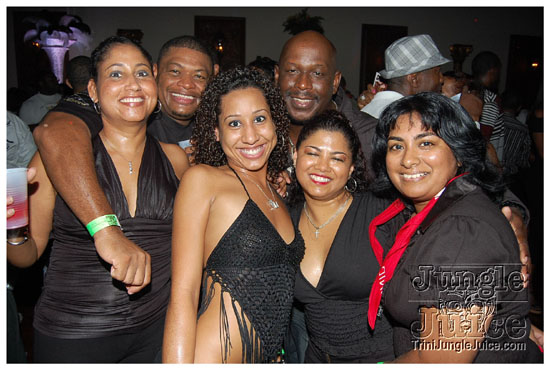 black_n_white_oct9-049