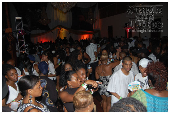 black_n_white_oct9-064