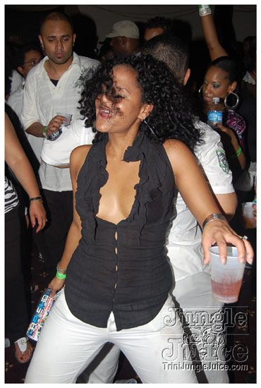 black_n_white_oct9-065