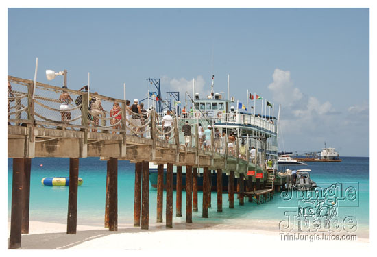 booze_cruise_2009_pt1-024