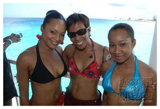 booze_cruise_2009_pt1-034