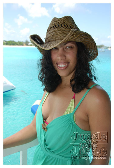 booze_cruise_2009_pt1-043