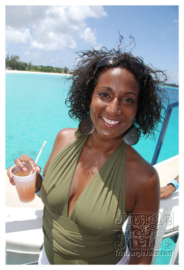 booze_cruise_2009_pt1-048