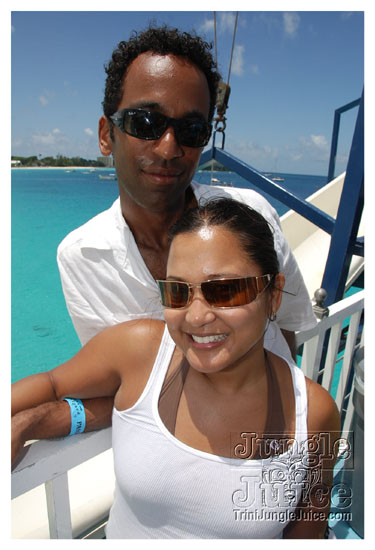 booze_cruise_2009_pt1-049