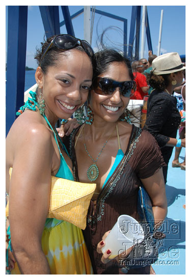 booze_cruise_2009_pt1-052