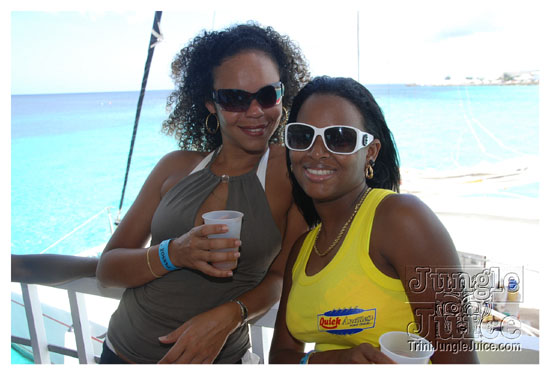 booze_cruise_2009_pt1-073