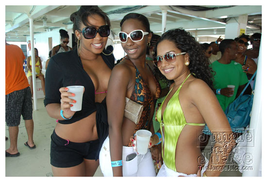 booze_cruise_2009_pt1-082