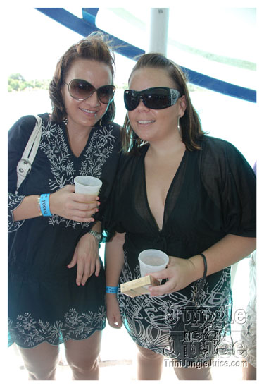 booze_cruise_2009_pt1-086
