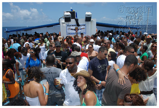 booze_cruise_2009_pt1-141