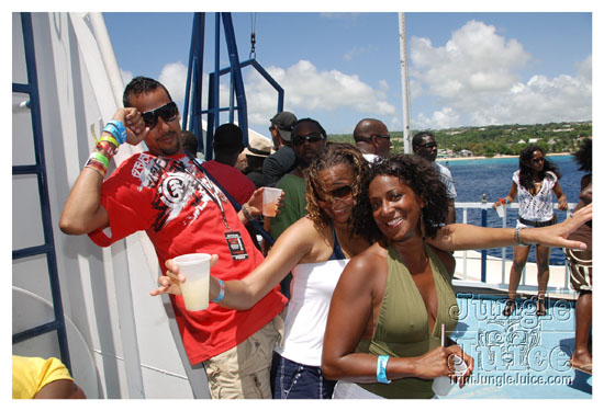 booze_cruise_2009_pt1-212