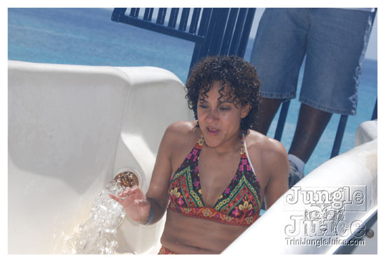 booze_cruise_2009_pt1-231