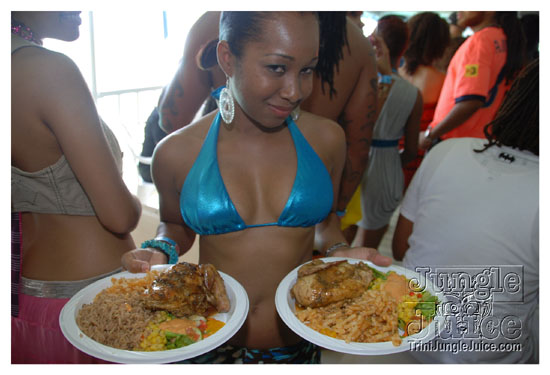 booze_cruise_2009_pt2-001