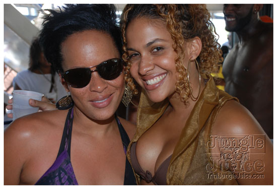 booze_cruise_2009_pt2-013