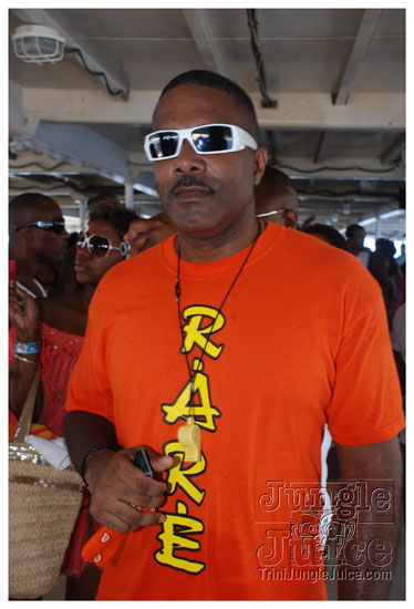 booze_cruise_2009_pt2-017