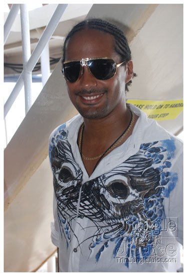 booze_cruise_2009_pt2-032