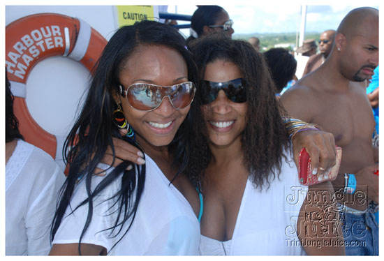 booze_cruise_2009_pt2-063