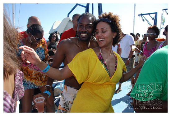 booze_cruise_2009_pt2-107