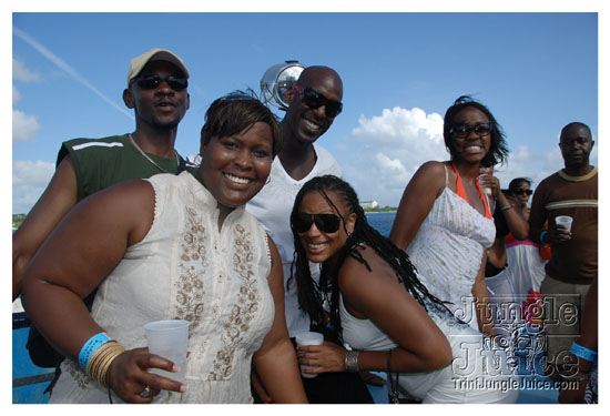 booze_cruise_2009_pt2-114