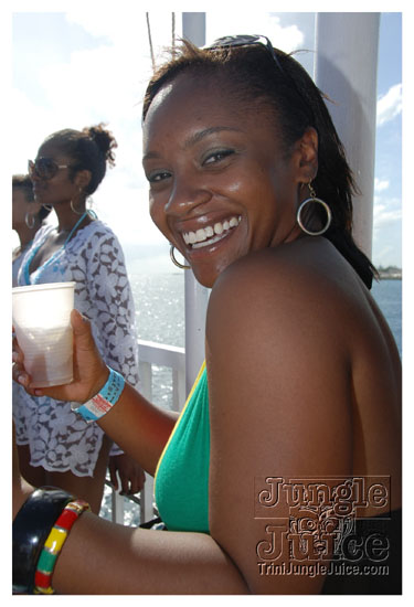 booze_cruise_2009_pt2-122