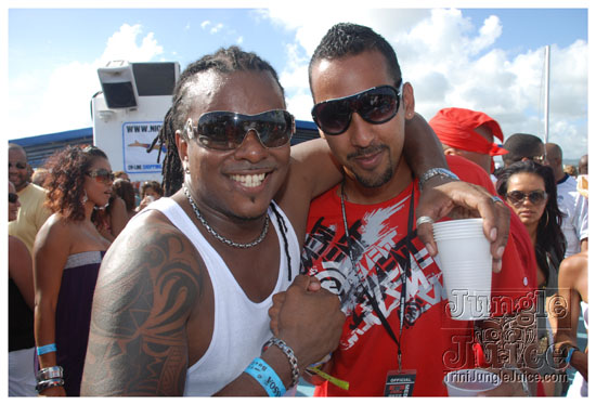 booze_cruise_2009_pt2-136