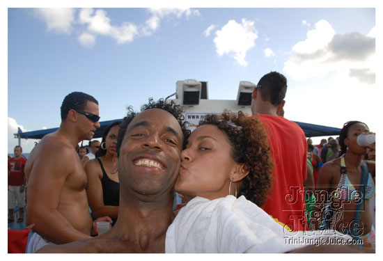 booze_cruise_2009_pt2-164