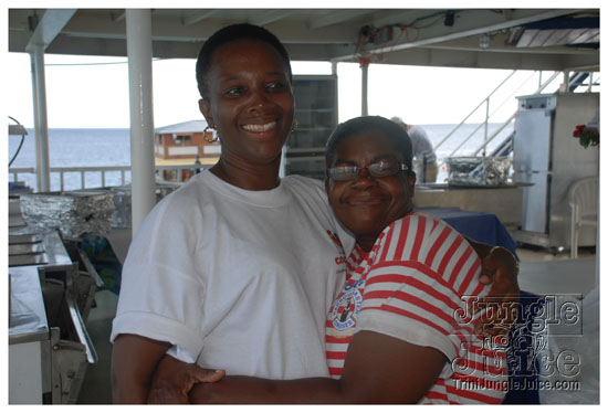 booze_cruise_2009_pt2-167