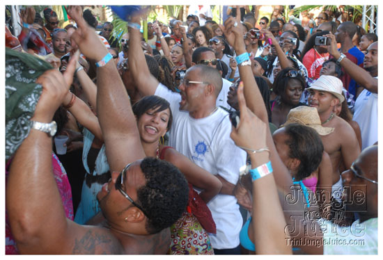 booze_cruise_2009_pt2-189