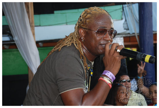 booze_cruise_2009_pt2-190