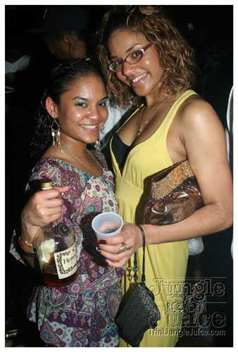 bottles_on_ice_mar15-025