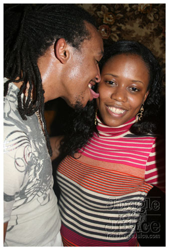 bottles_on_ice_mar15-030