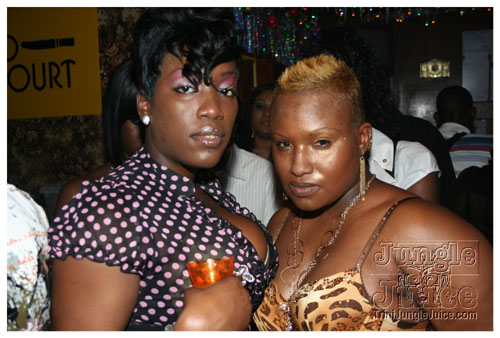 bottles_on_ice_mar15-050