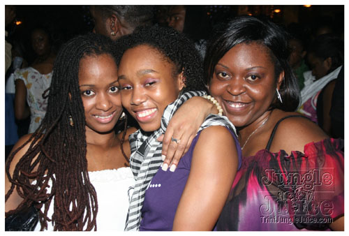 bottles_on_ice_mar15-069