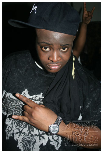 bottles_on_ice_mar15-070