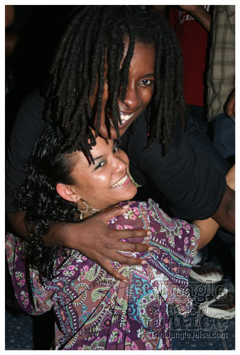 bottles_on_ice_mar15-086