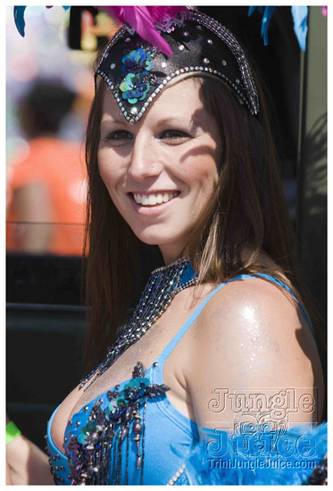 caribana_carnival_parade_2009-002