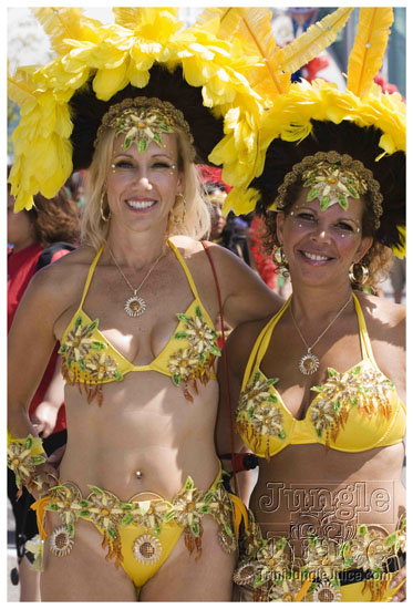 caribana_carnival_parade_2009-032