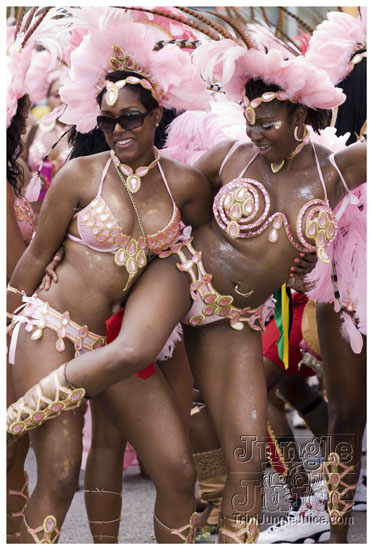 caribana_carnival_parade_2009-061