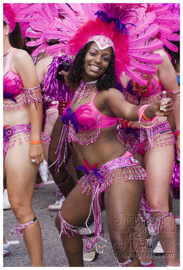 caribana_carnival_parade_2009-075