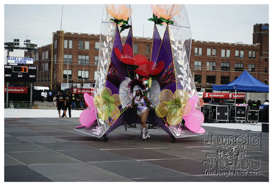 caribana_king_queen_show_2009-003