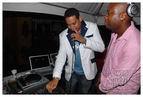 carnival_bailout_apr15-010