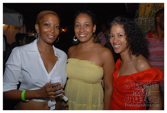 carnival_bailout_apr15-040