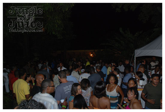 carnival_bailout_apr15-041