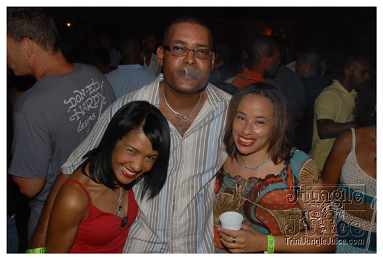 carnival_bailout_apr15-042