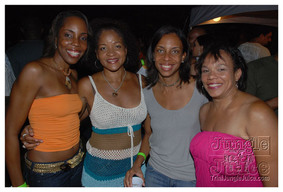 carnival_bailout_apr15-043