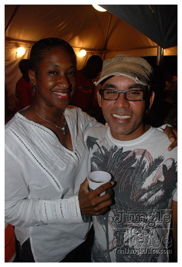 carnival_bailout_apr15-045