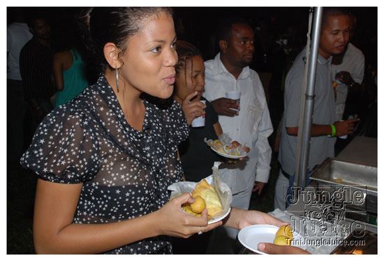 carnival_bailout_apr15-048